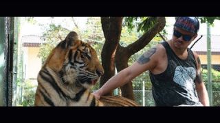 KID VIBES & JUICE FT. FLO RIDA & HONOREBEL - TIGHT BODY (OFFICIAL VIDEO)